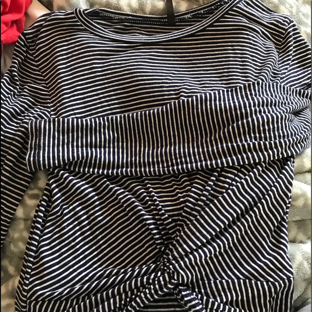 cute long sleeve stripped shirt